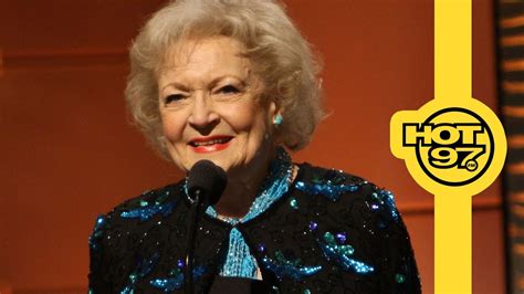 antonio brown flashing|Remembering Betty White + What Happened With Antonio。